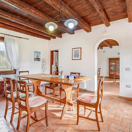 2 Bedroom Awesome Home In Taglio Di Po Ro Porto Viro Luaran gambar