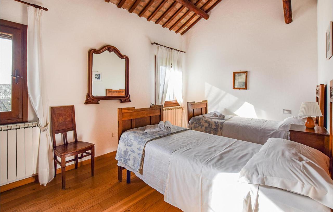 2 Bedroom Awesome Home In Taglio Di Po Ro Porto Viro Luaran gambar