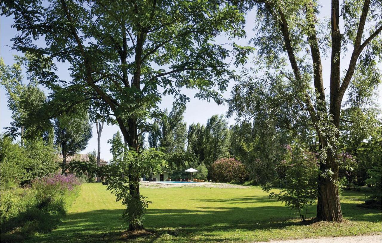 2 Bedroom Awesome Home In Taglio Di Po Ro Porto Viro Luaran gambar